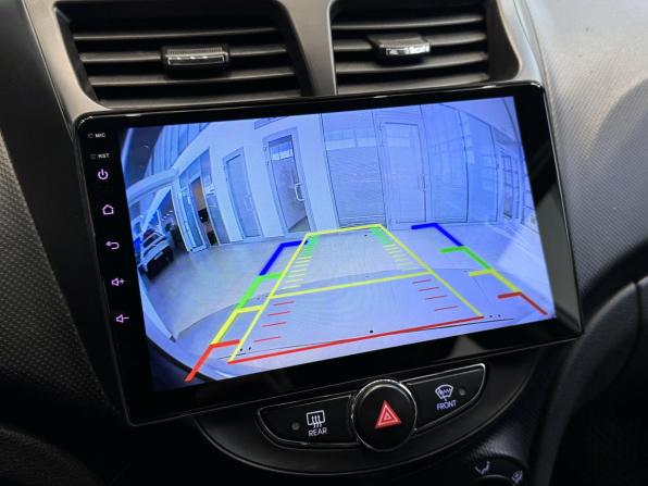 Hyundai Solaris I с пробегом 2012 года, цена 850 000 рублей, 182155 км, седан, Автокод Объявления