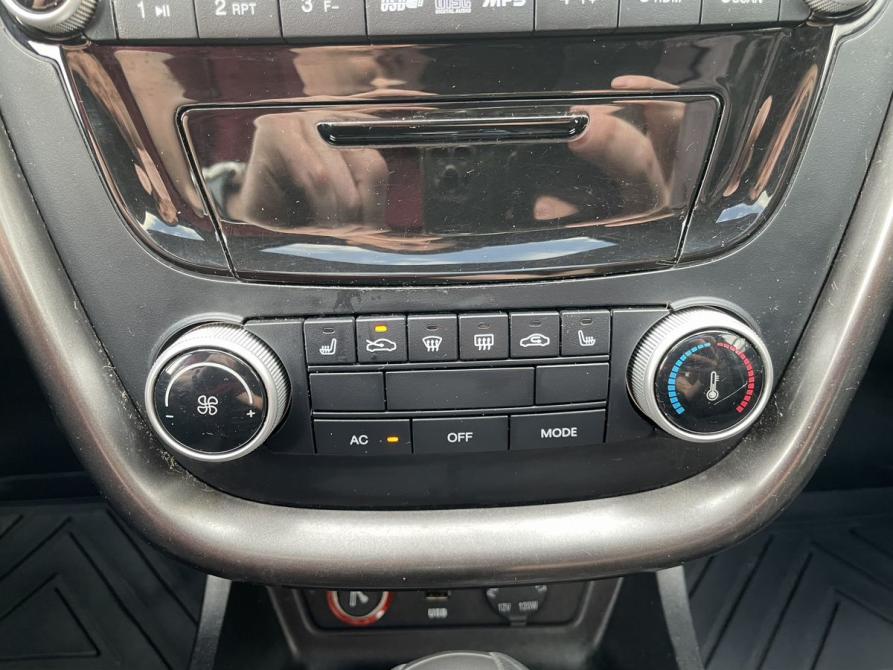 FAW Besturn X80 I Москва  - изображение 15