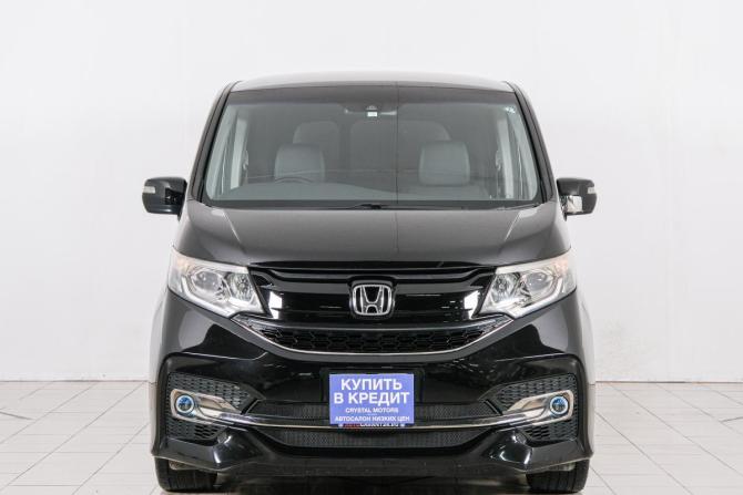 Honda Stepwgn V с пробегом 2016 года, цена 1 999 000 рублей, 89400 км, минивэн, Автокод Объявления