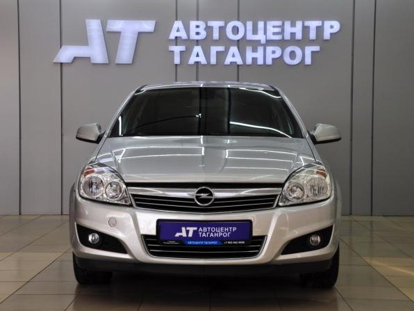 Opel Astra H Рестайлинг с пробегом 2012 года, цена 799 000 рублей, 160000 км, седан, Автокод Объявления