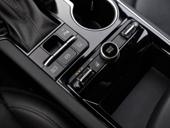 Kia K5 III с пробегом 2021 года, цена 2 867 000 рублей, 55282 км, седан, Автокод Объявления