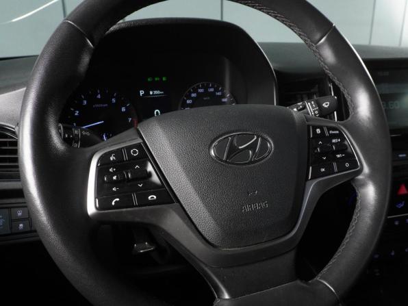 Hyundai Solaris II Рестайлинг с пробегом 2021 года, цена 1 819 000 рублей, 97337 км, седан, Автокод Объявления