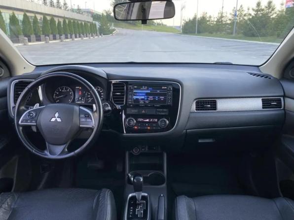 Mitsubishi Outlander III Рестайлинг с пробегом 2014 года, цена 1 750 000 рублей, 223000 км, внедорожник, Автокод Объявления