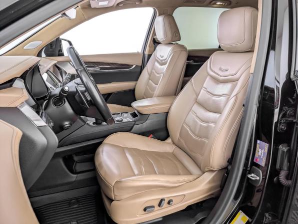 Cadillac XT6 I с пробегом 2020 года, цена 3 300 000 рублей, 129497 км, внедорожник, Автокод Объявления