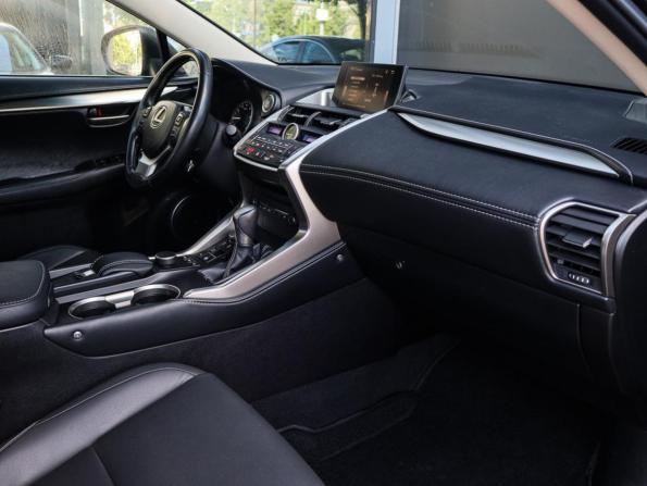 Lexus NX I с пробегом 2016 года, цена 3 250 000 рублей, 63180 км, внедорожник, Автокод Объявления