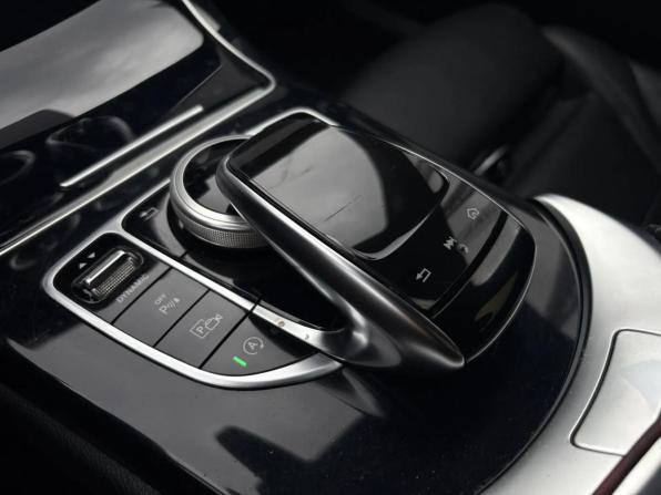 Mercedes-Benz C-Класс IV (W205) Рестайлинг с пробегом 2019 года, цена 2 580 000 рублей, 104566 км, седан, Автокод Объявления