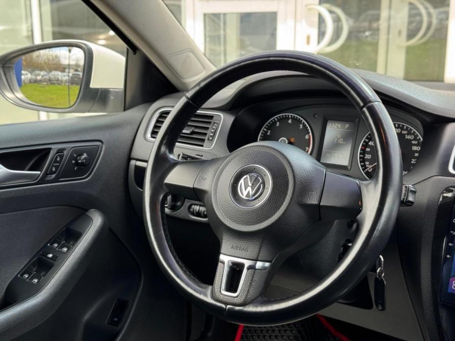 Volkswagen Jetta VI Ульяновск  - изображение 10