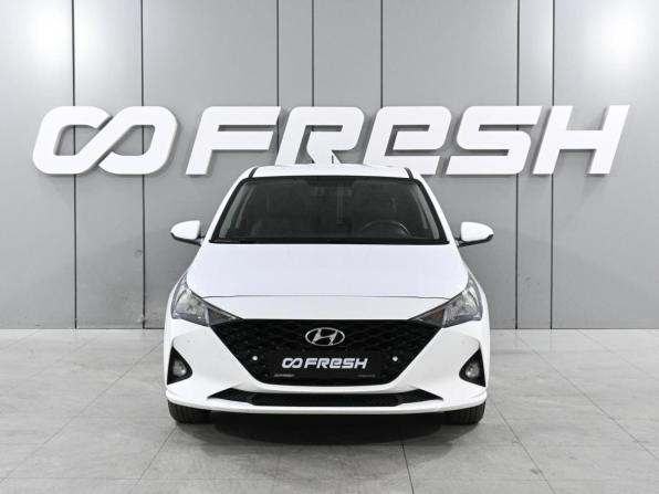 Hyundai Solaris II Рестайлинг с пробегом 2022 года, цена 1 859 000 рублей, 25520 км, седан, Автокод Объявления