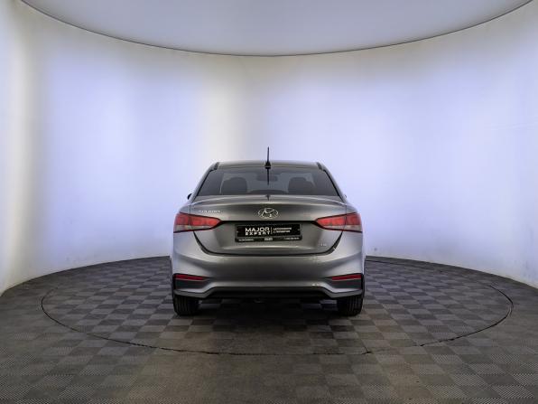 Hyundai Solaris II с пробегом 2017 года, цена 1 150 000 рублей, 110581 км, седан, Автокод Объявления