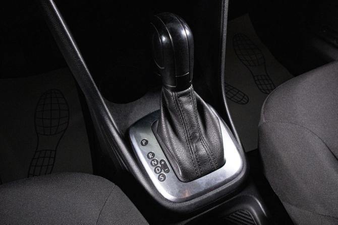 Volkswagen Polo V Рестайлинг с пробегом 2019 года, цена 1 069 000 рублей, 110000 км, седан, Автокод Объявления