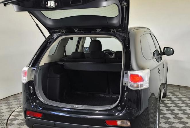 Mitsubishi Outlander II Рестайлинг с пробегом 2013 года, цена 1 325 000 рублей, 165589 км, внедорожник, Автокод Объявления