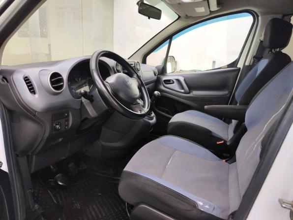 Peugeot Partner II Рестайлинг с пробегом 2012 года, цена 550 000 рублей, 368000 км, компактвэн, Автокод Объявления