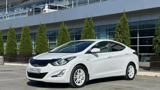 Hyundai Elantra V (MD) Рестайлинг с пробегом 2015 года, цена 1 370 000 рублей, 108026 км, седан, Автокод Объявления