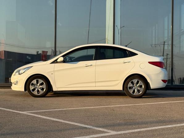 Hyundai Solaris I Рестайлинг с пробегом 2014 года, цена 1 150 000 рублей, 92125 км, седан, Автокод Объявления