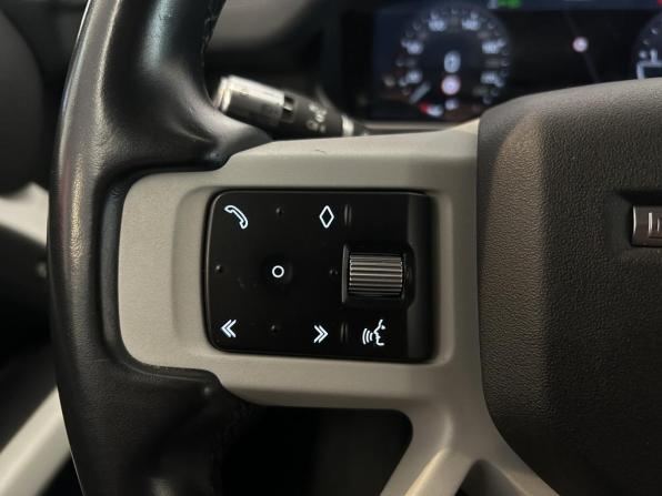 Land Rover Defender II с пробегом 2021 года, цена 4 500 000 рублей, 57600 км, внедорожник, Автокод Объявления