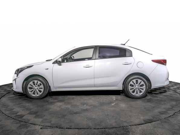 Kia Rio IV Рестайлинг с пробегом 2021 года, цена 1 555 000 рублей, 65500 км, седан, Автокод Объявления