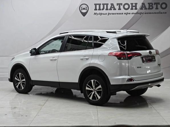 Toyota RAV4 IV (XA40) Рестайлинг с пробегом 2018 года, цена 2 549 000 рублей, 137000 км, внедорожник, Автокод Объявления