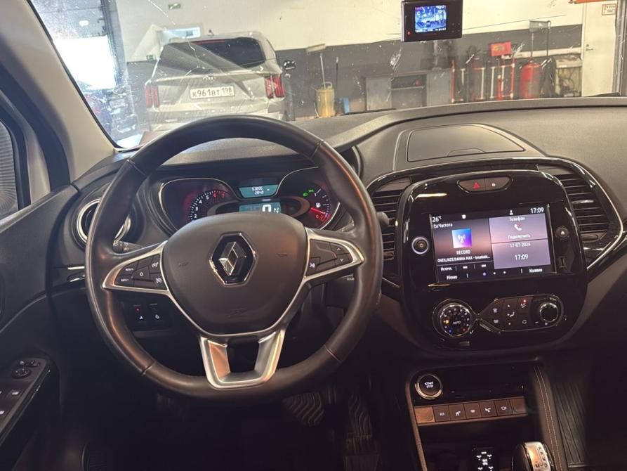 Renault Kaptur I Рестайлинг Санкт-Петербург  - изображение 3