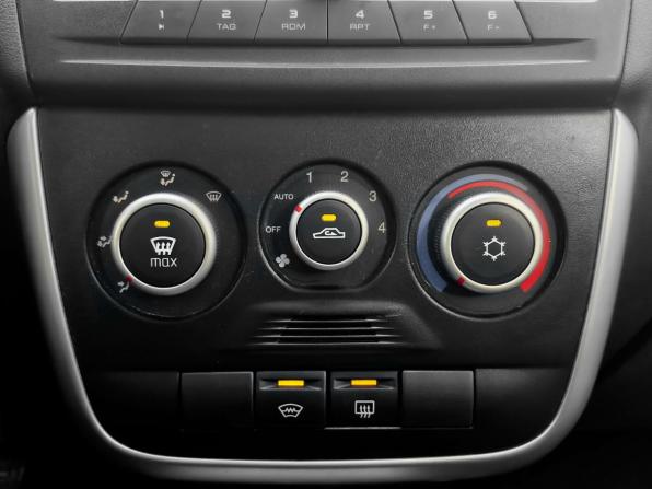 Lada (ВАЗ) Granta I Рестайлинг с пробегом 2018 года, цена 675 000 рублей, 181685 км, седан, Автокод Объявления