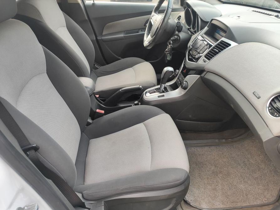 Chevrolet Cruze I Москва  - изображение 9