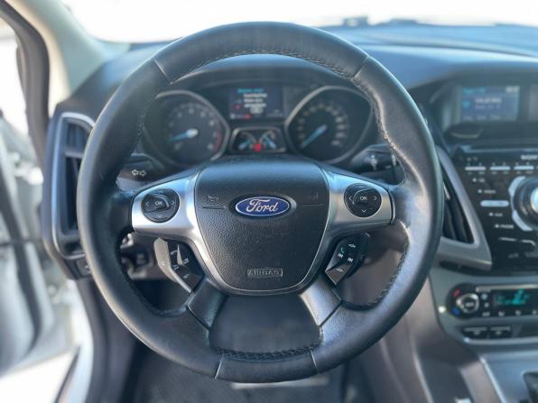 Ford Focus III с пробегом 2012 года, цена 760 000 рублей, 279108 км, универсал, Автокод Объявления