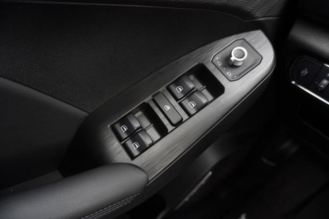 Haval Jolion I Рестайлинг 2 с пробегом 2026 года, цена 2 432 000 рублей, 2732 км, внедорожник, Автокод Объявления