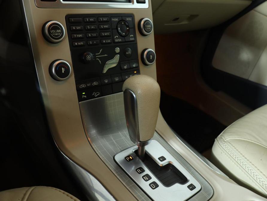 Volvo XC70 II Москва  - изображение 15