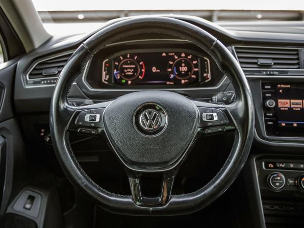 Volkswagen Tiguan II с пробегом 2019 года, цена 2 848 000 рублей, 78716 км, внедорожник, Автокод Объявления