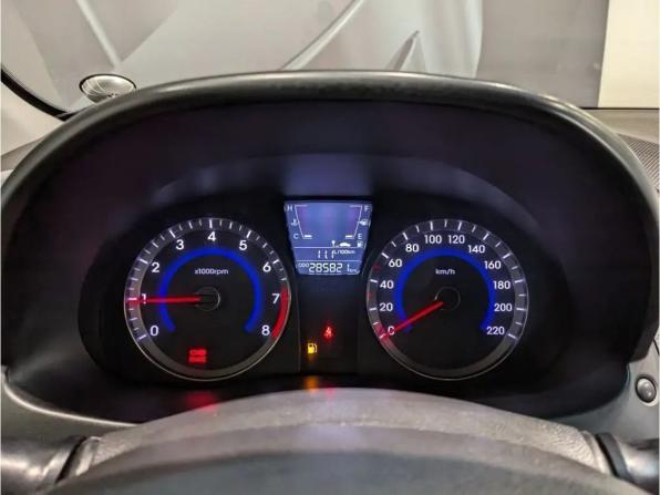 Hyundai Solaris I с пробегом 2011 года, цена 545 000 рублей, 285743 км, седан, Автокод Объявления