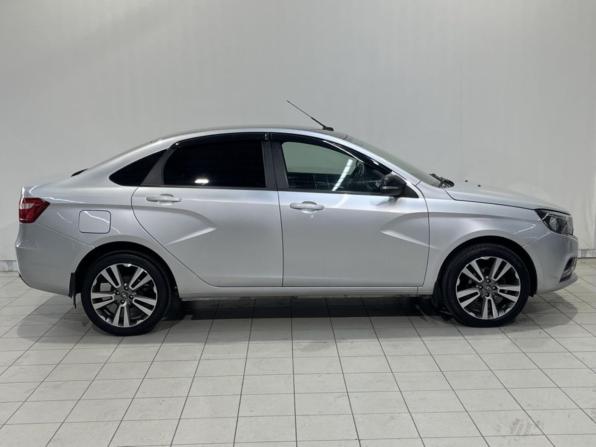 Lada (ВАЗ) Vesta I с пробегом 2017 года, цена 827 000 рублей, 81331 км, седан, Автокод Объявления