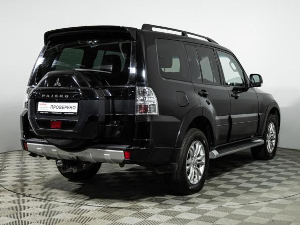 Mitsubishi Pajero IV Рестайлинг 2 с пробегом 2017 года, цена 2 199 777 рублей, 262395 км, внедорожник, Автокод Объявления