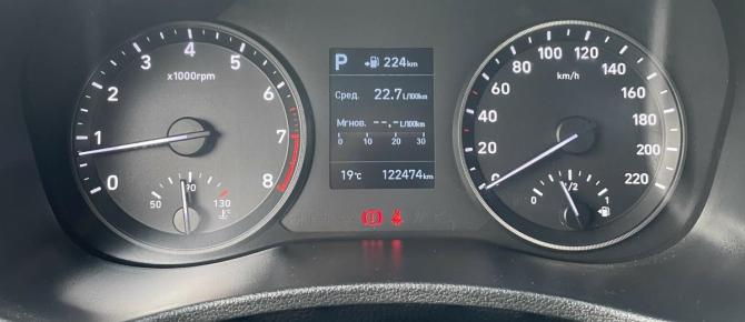Hyundai Solaris II с пробегом 2019 года, цена 1 373 000 рублей, 122473 км, седан, Автокод Объявления