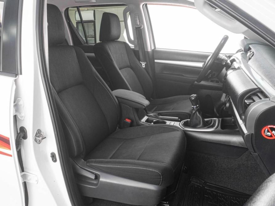 Toyota Hilux VIII Рестайлинг 2 Тюмень  - изображение 8