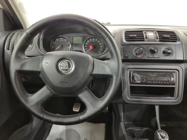 Skoda Fabia II Рестайлинг с пробегом 2013 года, цена 600 000 рублей, 137375 км, хэтчбек, Автокод Объявления