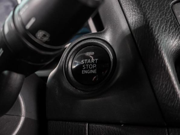 Mazda 3 III (BM) с пробегом 2014 года, цена 979 000 рублей, 233853 км, хэтчбек, Автокод Объявления