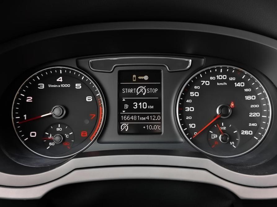 Audi Q3 I (8U) Рестайлинг Москва  - изображение 16