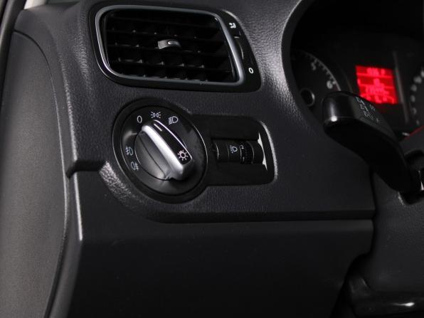 Volkswagen Polo V с пробегом 2013 года, цена 899 000 рублей, 235450 км, седан, Автокод Объявления