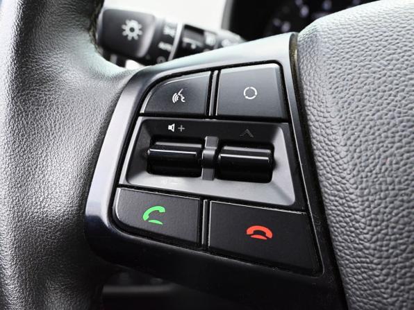 Hyundai Creta I Рестайлинг с пробегом 2021 года, цена 2 220 000 рублей, 112464 км, внедорожник, Автокод Объявления