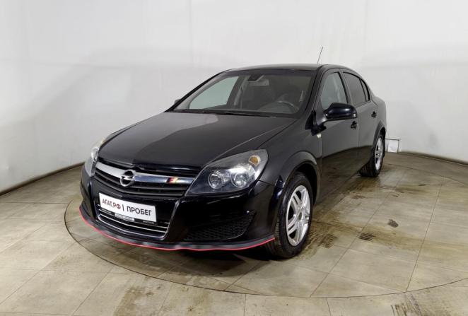 Opel Astra J Рестайлинг с пробегом 2013 года, цена 680 000 рублей, 177520 км, седан, Автокод Объявления