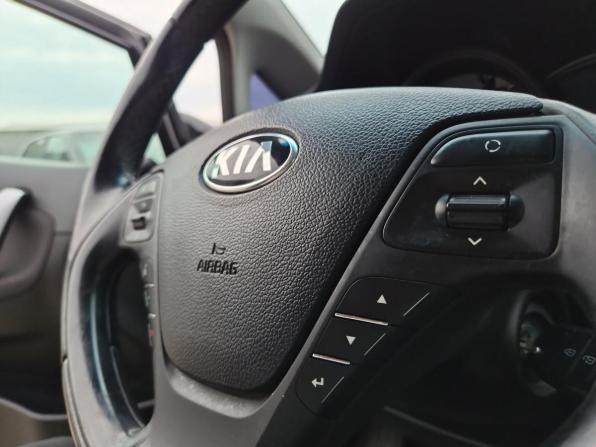 Kia Ceed II с пробегом 2015 года, цена 1 130 000 рублей, 134752 км, хэтчбек, Автокод Объявления