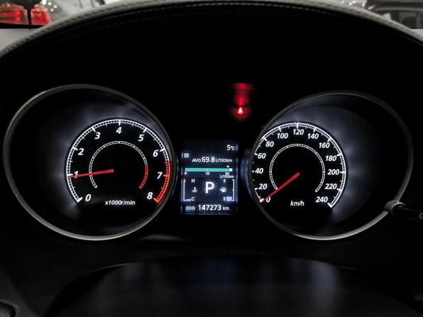 Mitsubishi Outlander II Рестайлинг с пробегом 2010 года, цена 950 000 рублей, 147272 км, внедорожник, Автокод Объявления