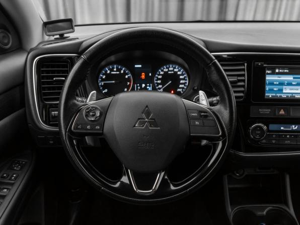 Mitsubishi Outlander III Рестайлинг 2 с пробегом 2016 года, цена 2 270 000 рублей, 81693 км, внедорожник, Автокод Объявления