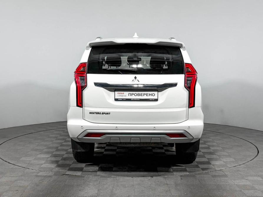 Mitsubishi Montero Sport III Рестайлинг Санкт-Петербург  - изображение 6