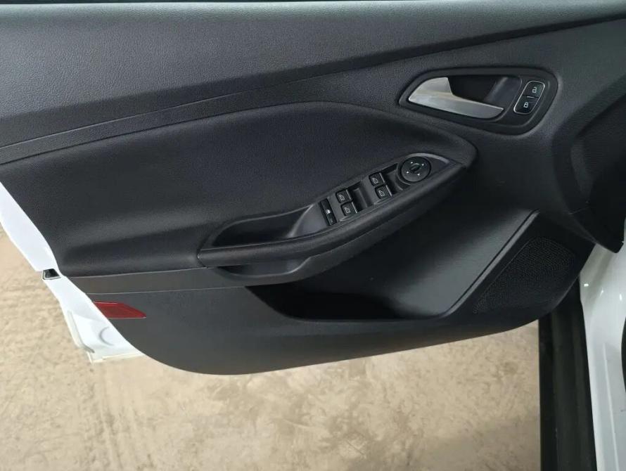Ford Focus III Рестайлинг Санкт-Петербург  - изображение 17