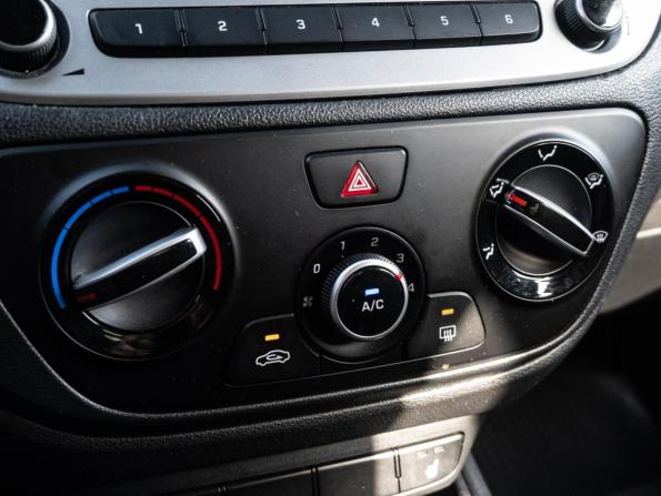 Hyundai Solaris II Рестайлинг с пробегом 2021 года, цена 1 680 000 рублей, 59091 км, седан, Автокод Объявления