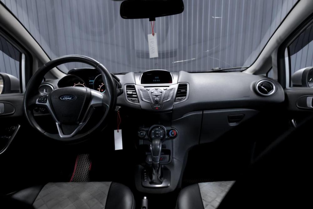 Ford Fiesta Mk6 Рестайлинг Тюмень  - изображение 13