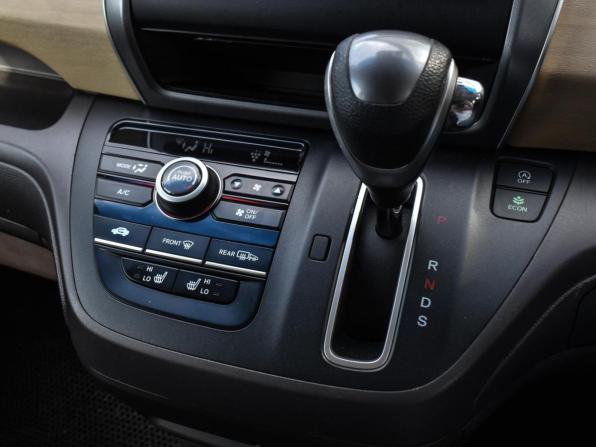 Honda Freed II с пробегом 2018 года, цена 1 770 000 рублей, 88497 км, компактвэн, Автокод Объявления