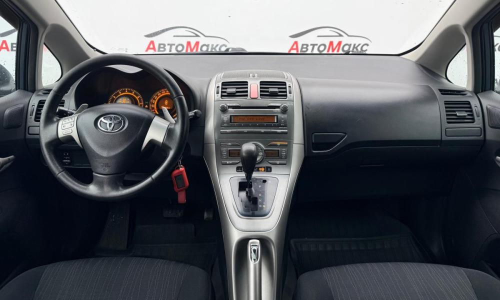 Toyota Auris I Тюмень  - изображение 8