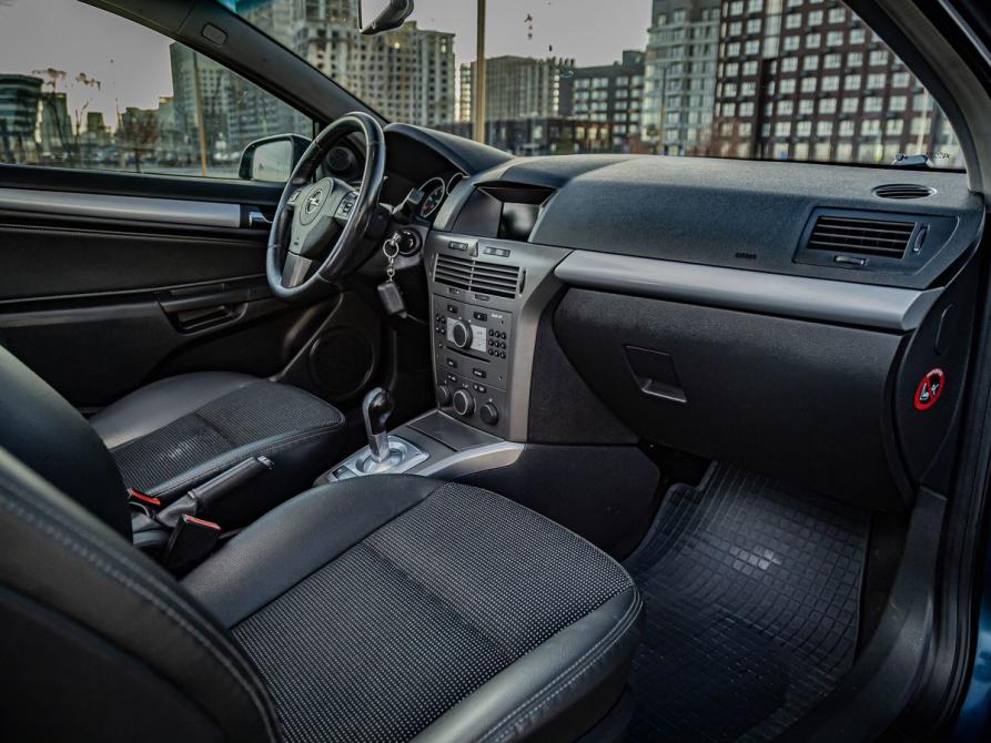 Opel Astra H Рестайлинг Тюмень  - изображение 20