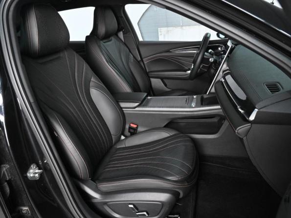 Geely Preface I с пробегом 2024 года, цена 2 599 000 рублей, 32104 км, седан, Автокод Объявления